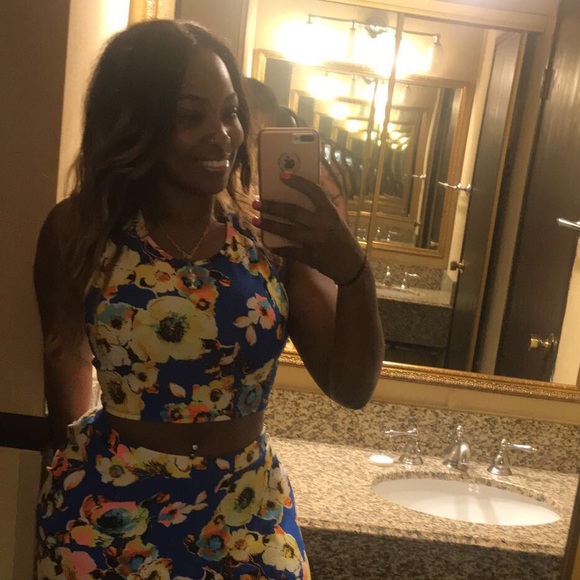 Meet your Posher, Typhany - Picture 1 of 1